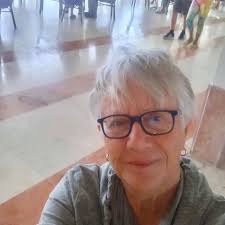 In Arizona, kids go 180 days a year. How that is divyed up depends