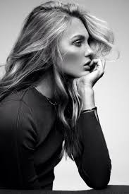 Black And White Female Model Portrait Pin Von Chandler Cleveland Auf Hair Beauty Locken Machen Schonheit