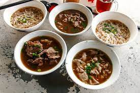 Order yung kee's three treasure beef noodles which comes with tender beef short ribs, honeycomb tripe and gelatinous tendons. Yung Kee Hk Style Beef Noodles åº¸è¨˜ç‰›è…©é¢ Pudu