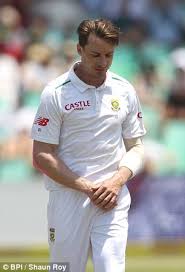 The indian premier league season. South Africa Dealt Huge Blow As Dale Steyn Is Forced Off Clutching Shoulder But Returns To Play Hoping To Turn The First Test Daily Mail Online