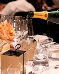 5.0 out of 5 stars 101 dinner party songs cd. Newest Wedding Dinner Music Playlist For Your Wedding Celebration