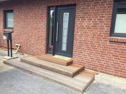Aussentreppe Fur Den Hauseingang Treppe Selber Bauen Hauseingang Gestalten Aussentreppe Treppe Selber Bauen