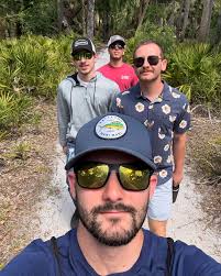 No no this ride isn't like that dude, I PROMISE… 😏”