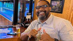 Fundraiser for Derek Sellers by Amy Dresky : Please help Derek