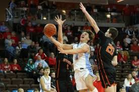 Hutton's 28 leads Knights past Eagles, 65-59