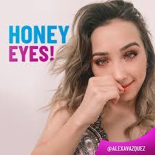 Joanne Vasquez's Instagram, Twitter & Facebook