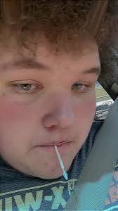 I'm 20 she's 10 and we kept quiet 🤫