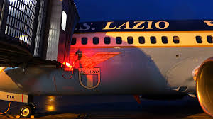 Am mittwoch empfängt bayer leverkusen den italienischen erstligisten lazio rom zum rückspiel in der champions. Lazio Rom Landet Mit Xxl Privatjet Fur Spiel Gegen Dortmund Am Flughafen Fmo Hasepost De