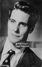 50点のジョン・ジャスティンの写真と高解像度写真