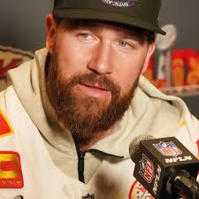 Phoenix Mercury Star Sophie Cunningham Facing Major Backlash Over “Racially  Insensitive” Team Photo READ MORE:  https://www.totalprosports.com/wnba/phoenix-mercury-star-sophie-cunningham-facing-major-backlash-over-racially-insensitive-team-photo/