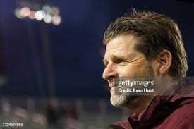 30 Photos & High Res Pictures