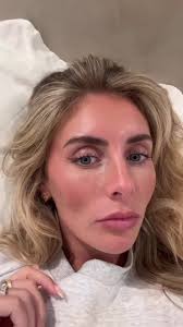 Bonnie Schweizer's Instagram, Twitter & Facebook