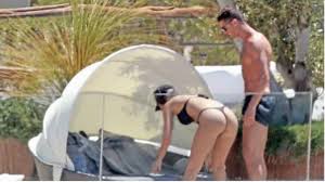 Cristiano Ronaldo LOVES His Girlfriends Ass