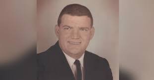 Warren Reid's Instagram, Twitter & Facebook