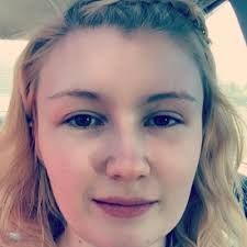 Mariah Crouch (@mariahskeem)