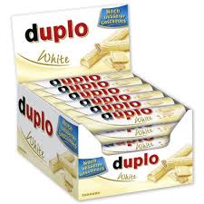 40 X Duplo White Chocolates 728g 1 60lbs 25 68oz In 2020 Chocolate Cadbury Milk Chocolate Chocolate Explosion Cake