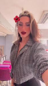 NARİN ESMERSOY (@narinelaa) - Urlebird
