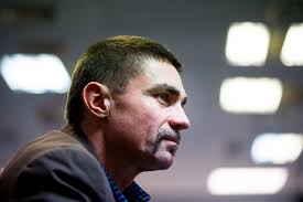 A viszkis, polgári nevén ambrus attila már öt éve él nagy boldogságban 18 évvel fiatalabb feleségével, rékával, azonban eddig sosem mutatta meg őt a nyilvánosság előtt. Viszkis Hasznaltam A Noket Ahogy Ok Is Engem 24 Hu