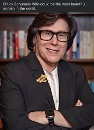 HAVING NO SYMPTOMS IS ONE OF THE SYMPTOMS. सथ 白愛 Pfizer ١