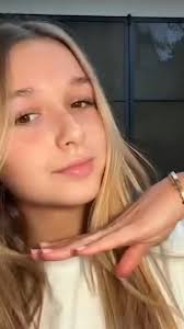 Harper Beckham so cutest