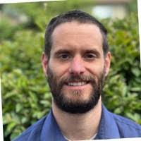 Dan Mcelroy's Instagram, Twitter & Facebook