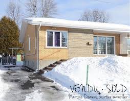 Vendu Sold Grand Plain Pied A L Ile Bizard Sold Vendu Montreal Mtl Realestate Remax Remaxducartier Outdoor Structures Outdoor Structures