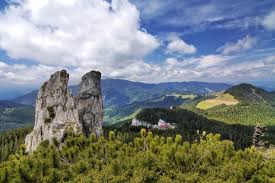 Originea numelui munților rarău este neclară, denumirea de „rarău era folosită deja în 1541. Pin By Bianca Oana On Romania Romania Visit Romania Places To See