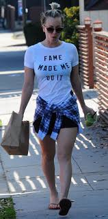 Kaley Cuoco In 2020 Kaley Cuoco Kayley Cuoco Celebrities Female