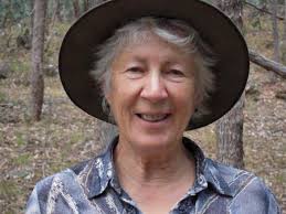 Annual Report 2013-‐2014