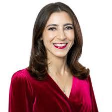 Holly Cathey's Instagram, Twitter & Facebook