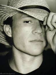 Bloggang.com : ลูกเตะวายุกระซิบ