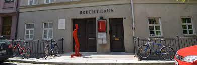 It was built in 1943. Brechthaus Stadt Augsburg
