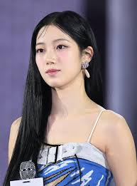 LE SSERAFIM Members Profile: Names, Ages, Birthdays, And Heights