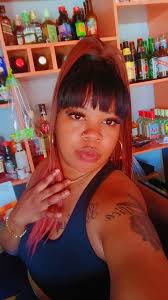 She need a work link her up 25k..... Serious barowner only.....