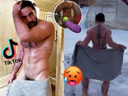 Peladão da Neve que visualizou no TikTok achamos mais conteúdos dele com  nudes de subir nossa temperatura!