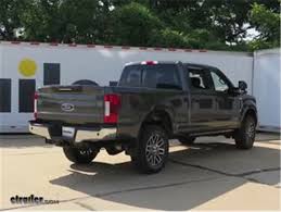 Maybe you would like to learn more about one of these? B And W Companion Oem 5th Wheel Trailer Hitch Installation 2018 Ford F 350 Super Duty Video Etrailer Com