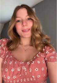 Savannah Salisbury's Instagram, Twitter & Facebook