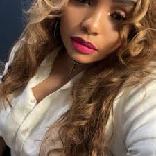 Videos from social media show UPS flight 2976 catching fire and crashing  shortly after taking off from the Louisville Muhammad Ali International  Airport. CNN's Pete Muntean reports. Follow live updates:  https://cnn.it/4hH2LTv