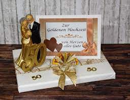 Geldgeschenk zur goldenen hochzeit auto diy ferrero rocher strauß ganz einfach und eindrucksvoll zum selber machen. Pin Auf Geschenk Zur Goldenen Hochzeit