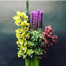 This washington dc flowers page and the washington dc information center exists to let you know about some of the great choices for experiencing more of washington dc. Washington Florist Flower Delivery By Volanni