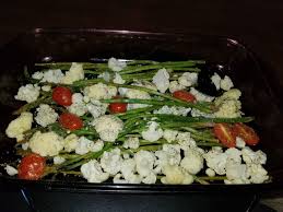 Veggies Drizzle Olive Oil Little Lemon Juice Himalayan Salt Little Garlic Powder Dill Bake 425 15 Min Or So Sprinkle With Parmesan Ch Food Foodie Veggies