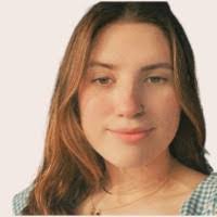 Kara Hickman's Instagram, Twitter & Facebook