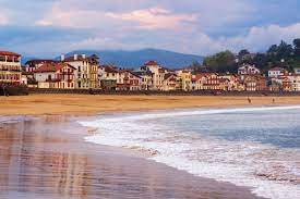 Plan trips to europe, and book trains, buses, flights and ferries confidently with omio. Guide Saint Jean De Luz Le Guide Touristique Pour Visiter Saint Jean De Luz Et Preparer Ses Vacances
