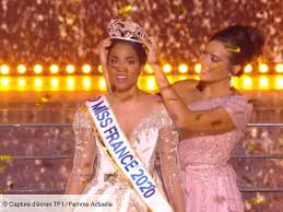 Elles étaient cinq finalistes : All About Botino Miss