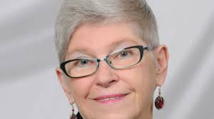 Carol Aquino's Instagram, Twitter & Facebook