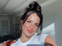 I need a bad b***h, addison rae, lil shawty the baddest, she got her way. Addison Rae On Instagram Grunge Hair Hairstyle Beauty