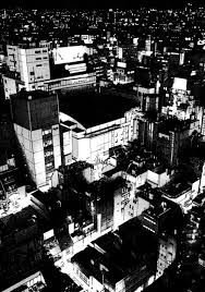 Black And White Cityscape Pin By Matthew Rowean On Black White Anime City Black And White Artwork Cyberpunk City
