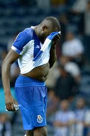 See all of moussa marega's fifa ultimate team cards throughout the years. As Imagens Da Barriga De Marega Que Tem Chamado A Atencao Fotogalerias Jornal Record