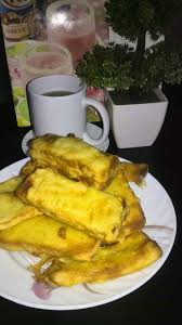 Tepung jagung (kalo xde guna tepung gandum pon bole). Namakucella Roti Celup Tepung