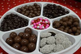 While you might be cooking a valentine's day dinner at home instead of dining by candlelight at. Milwaukee Area Shops To Find Valentine S Day Flowers Chocolate Candy